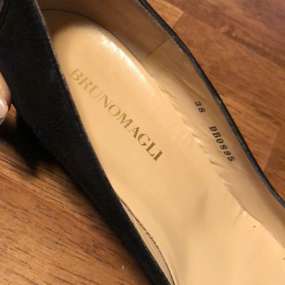 Brunomagli mid heel pump